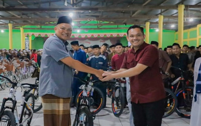 Serah Terima 122 Hadiah Sepeda dari Kapolda Sumatera Utara